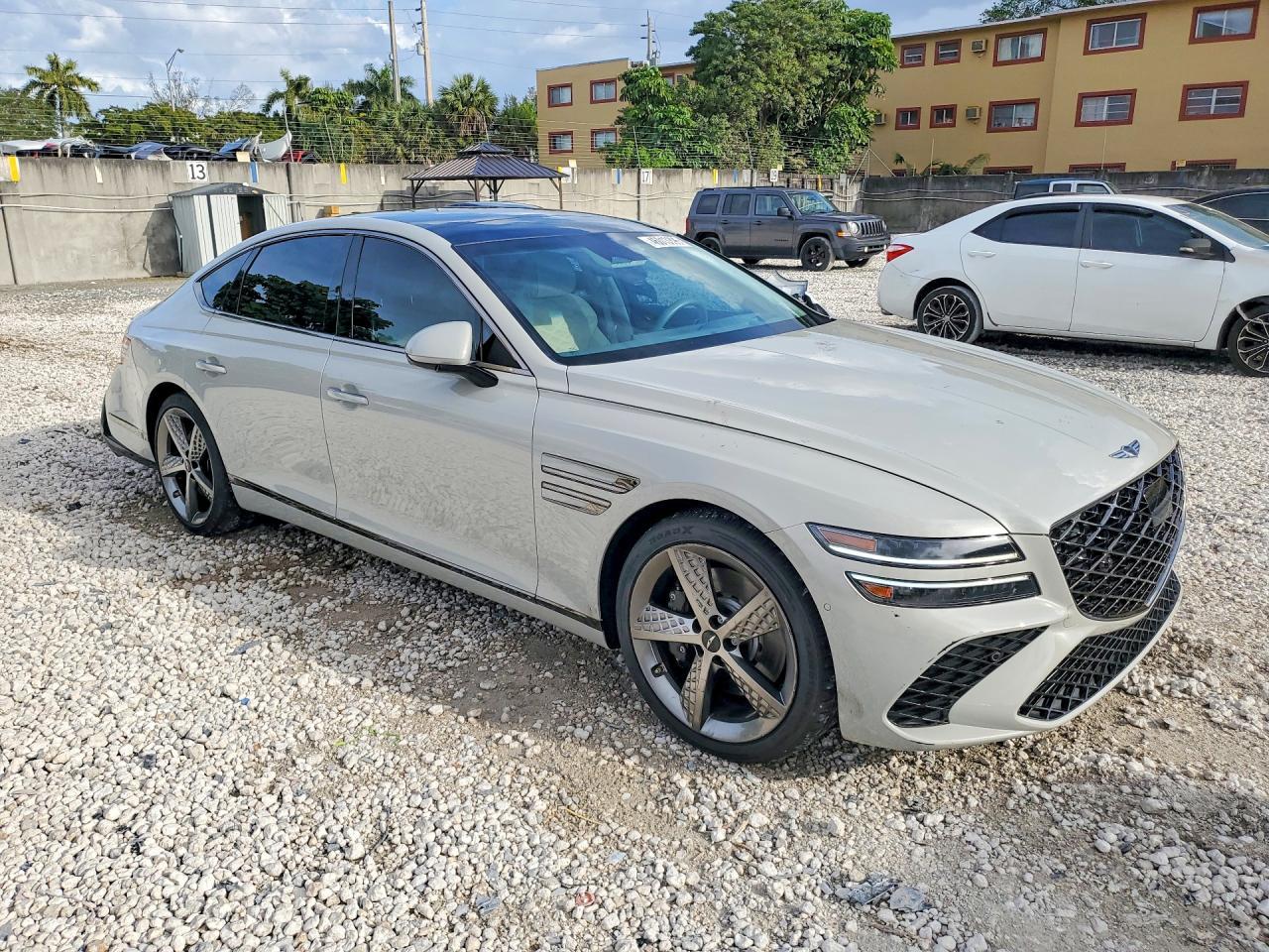 2025 Genesis G80 3.5T Sport Prestige - Image 4