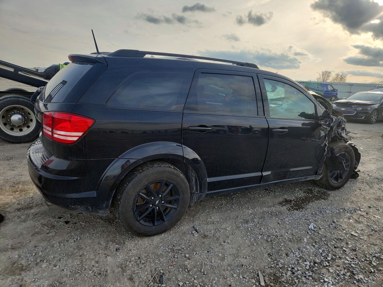 2020 Dodge Journey Se - Фото 3