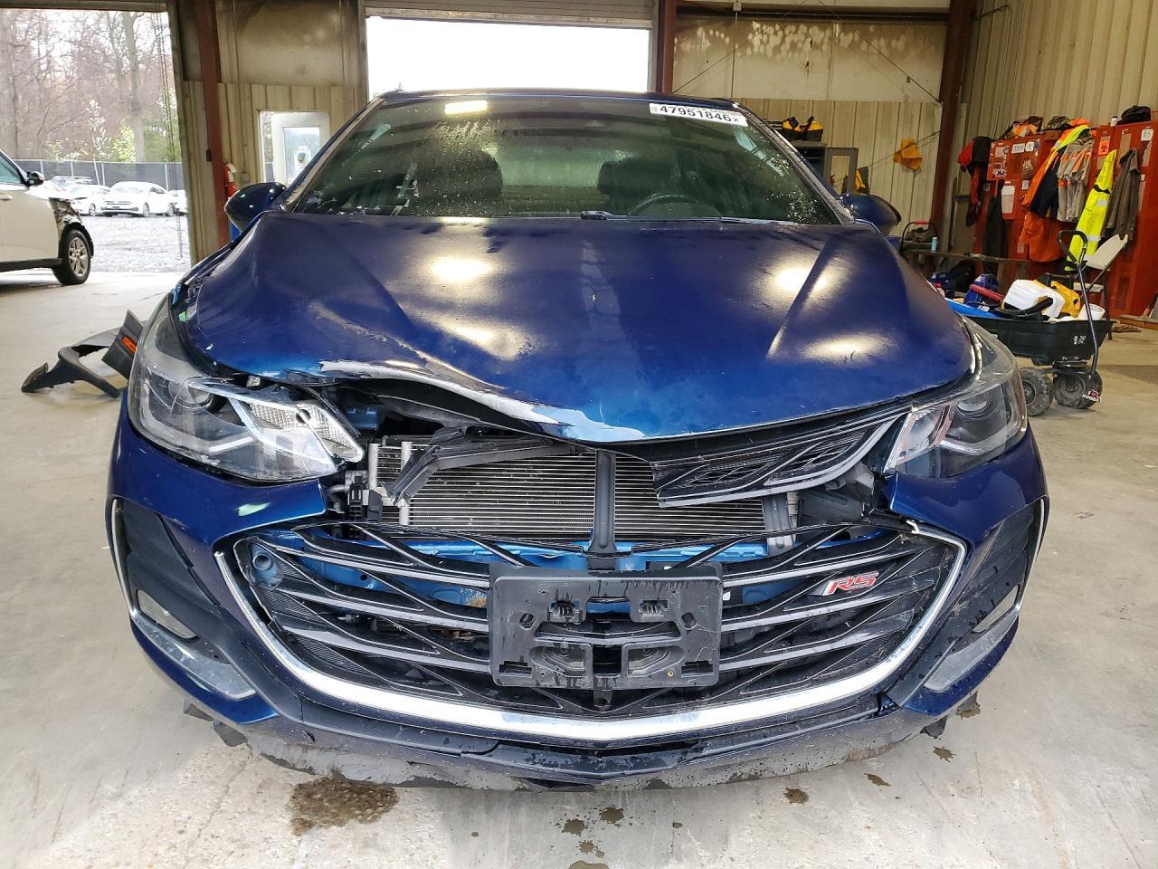 2019 Chevrolet Cruze Premier - Image 5