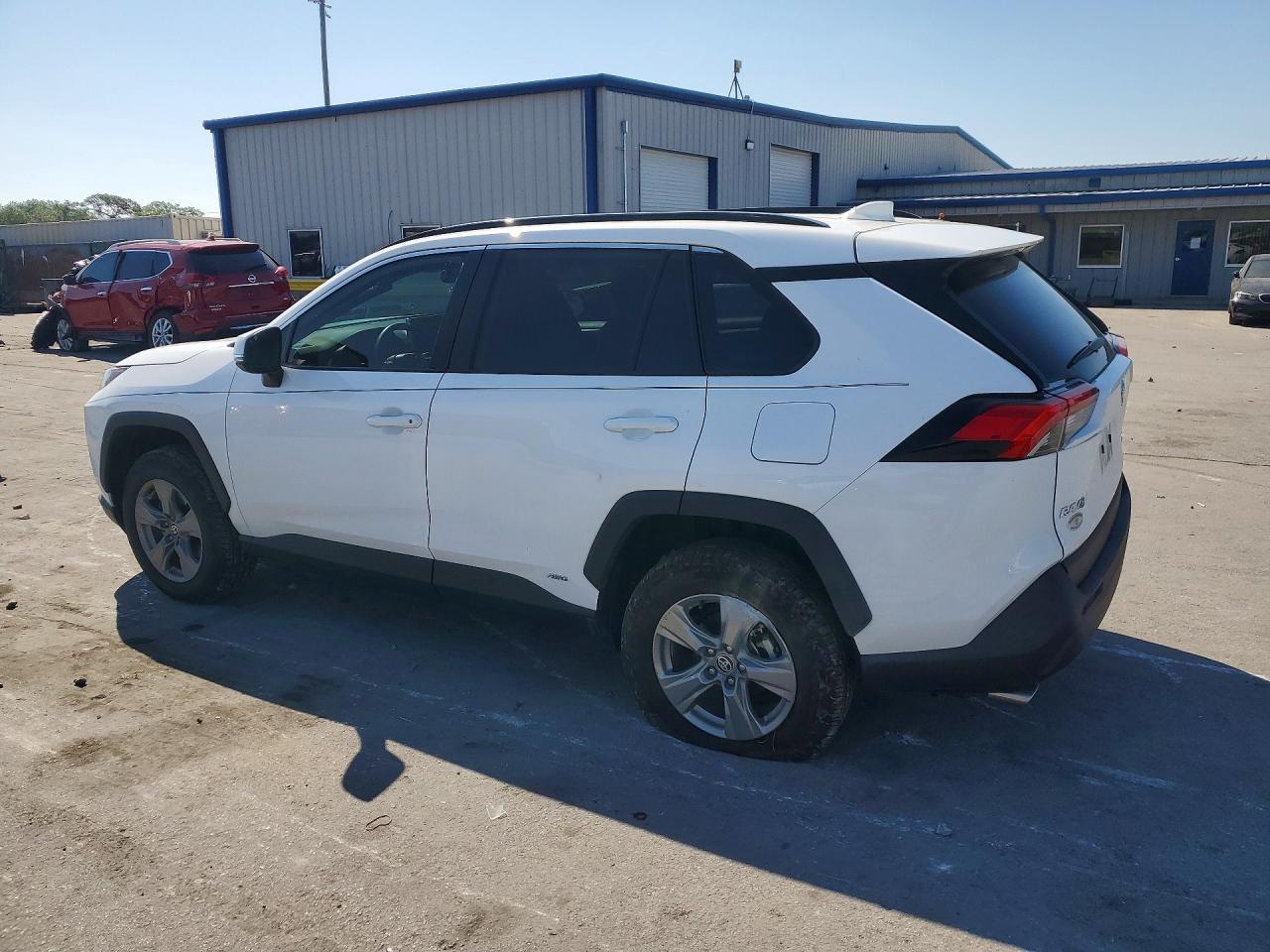 2025 Toyota Rav4 Hybrid Xle - Image 2