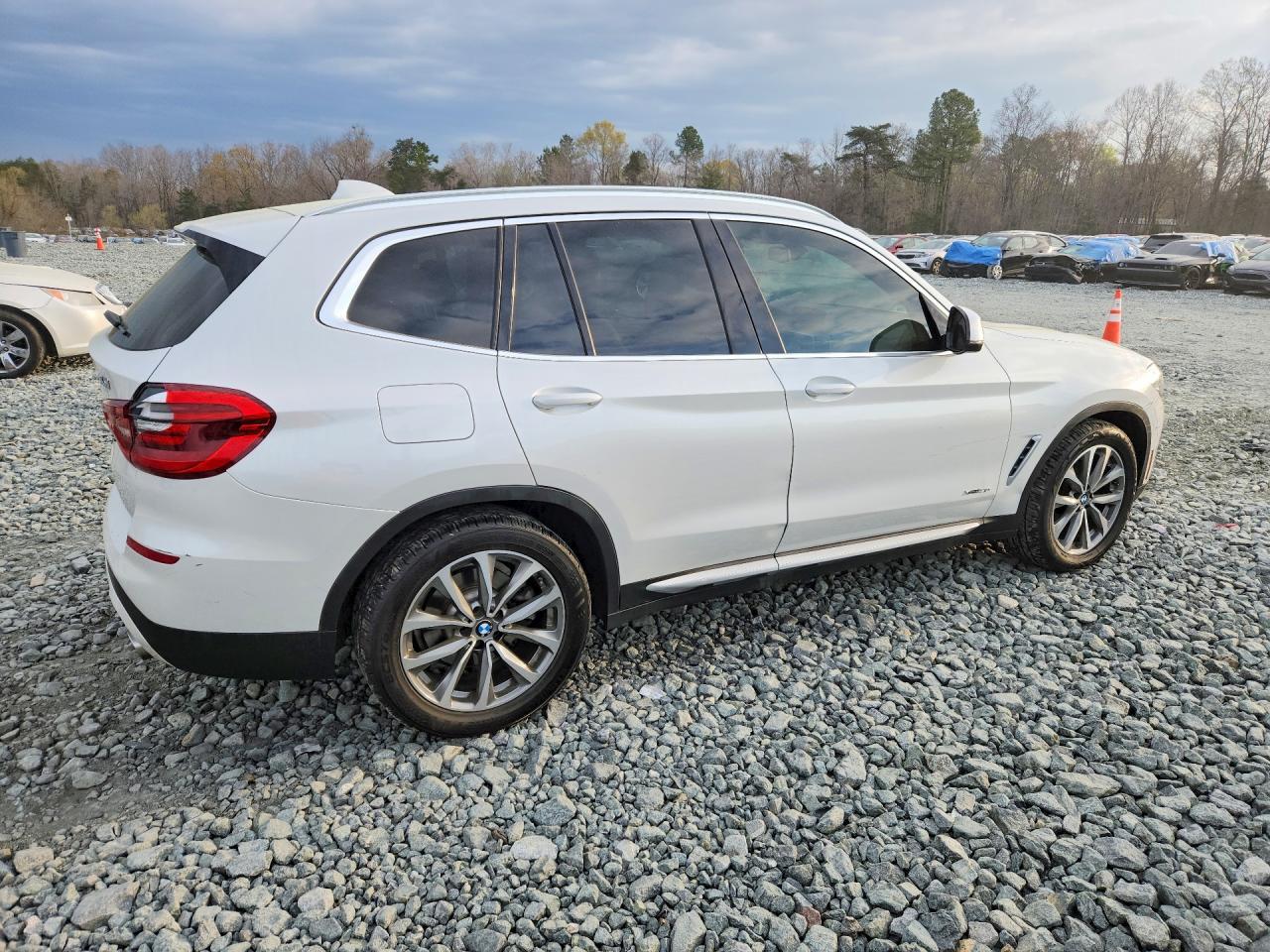 2018 BMW X3 xDrive30I - Фото 3