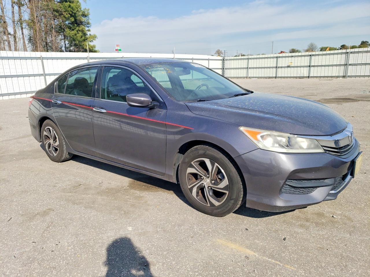 2017 Honda Accord Lx - Фото 4