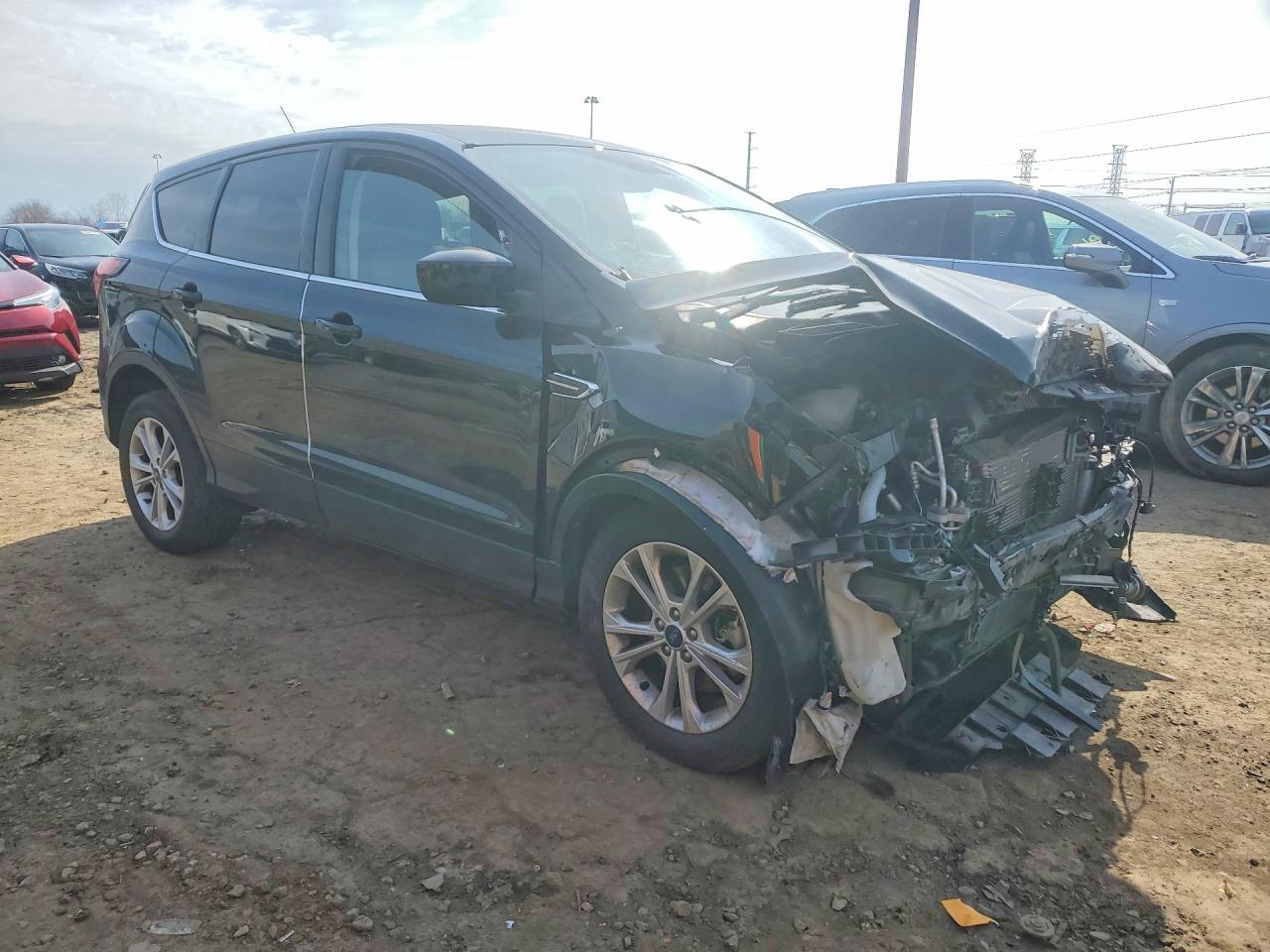 2019 Ford Escape Se - Фото 4