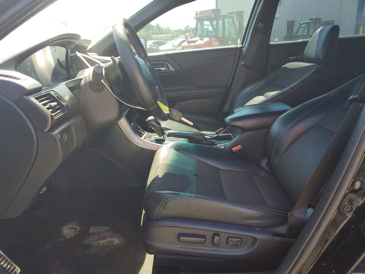 2017 Honda Accord Sport *** Repo *** - Фото 7