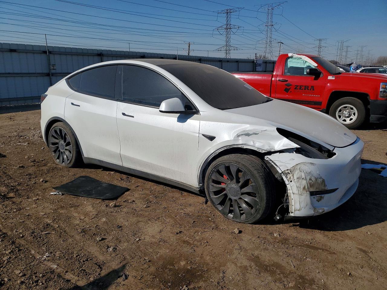 2022 Tesla Model Y - Фото 4