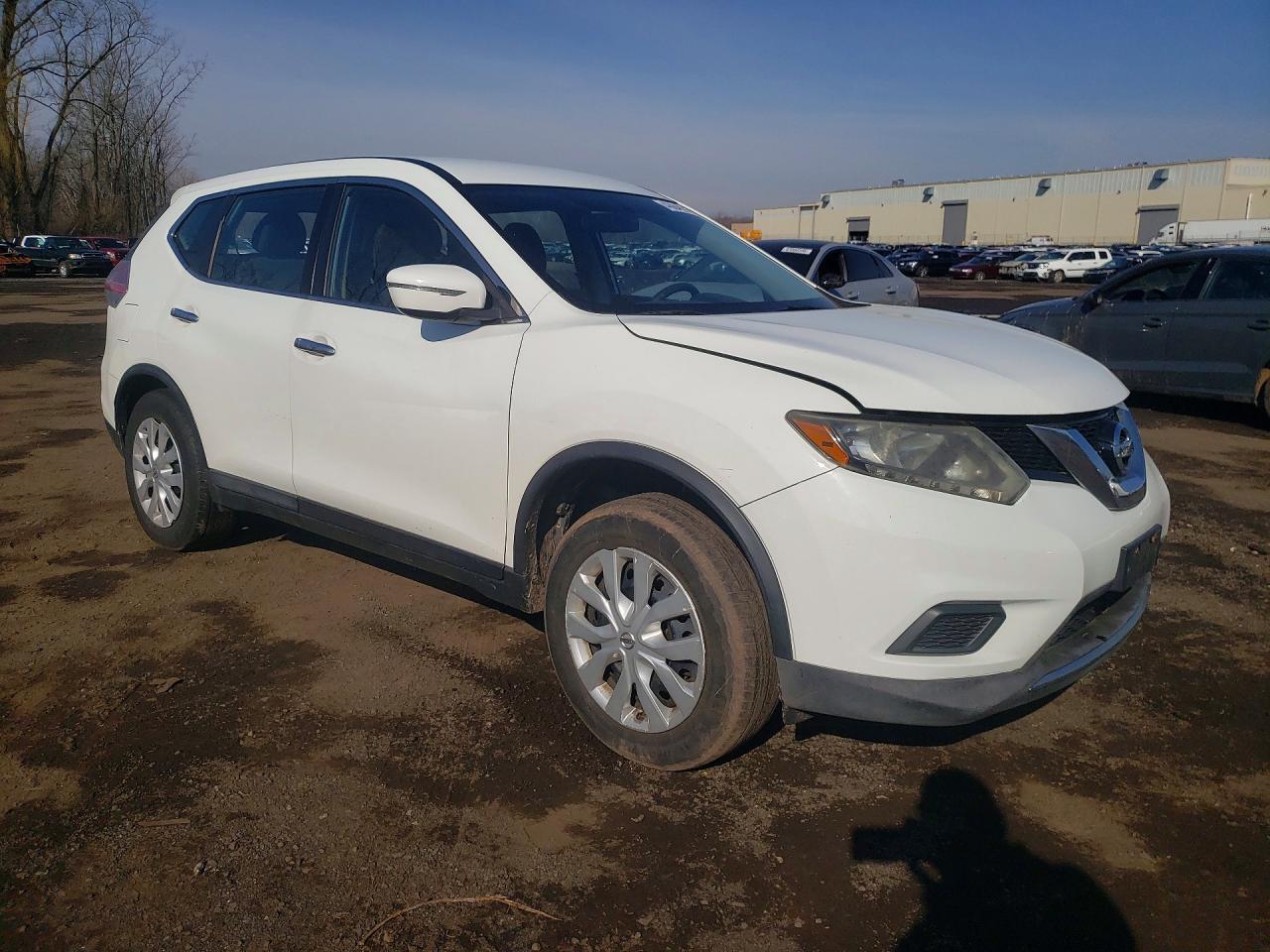 2015 Nissan Rogue S - Image 4