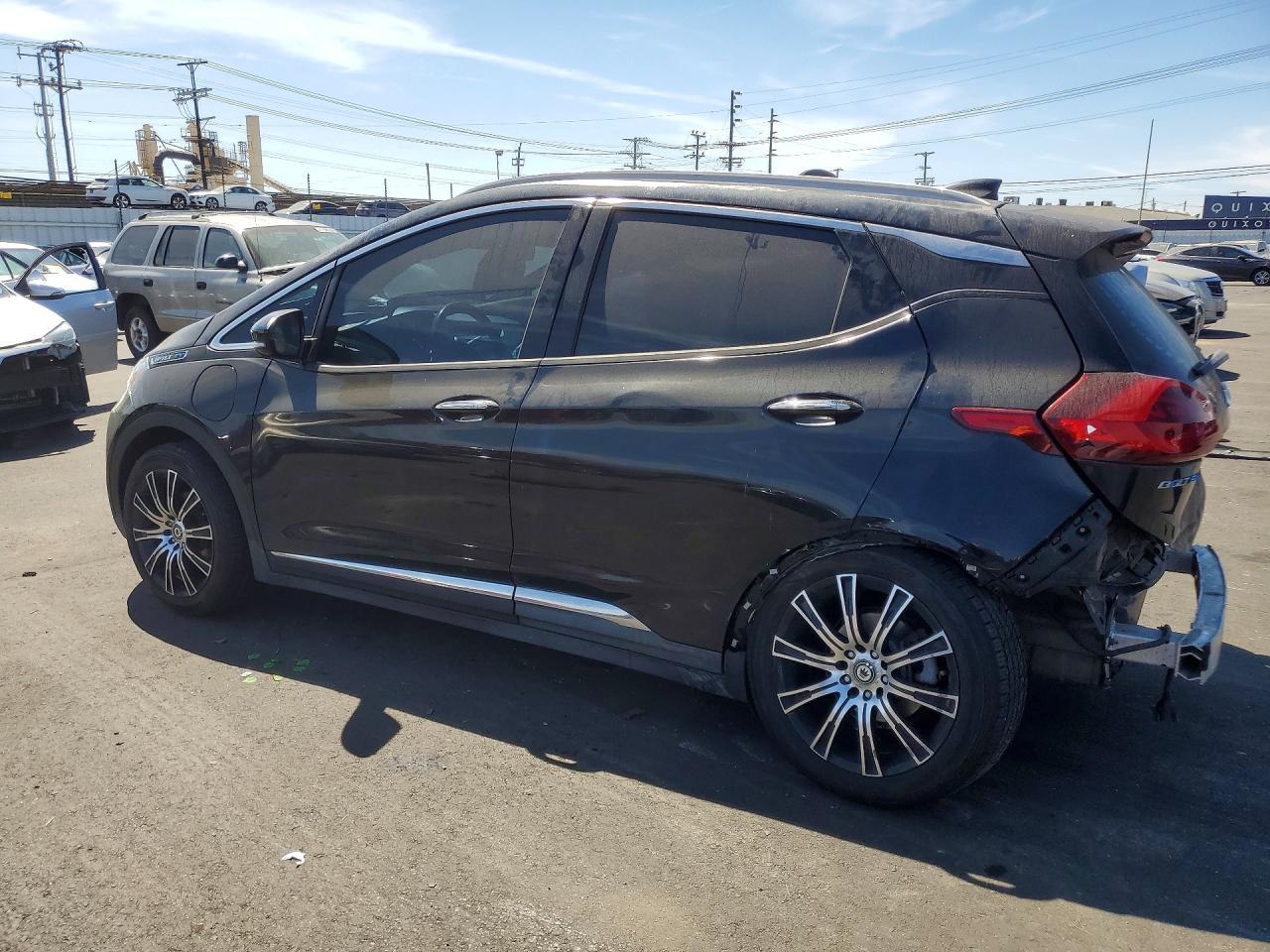 2017 Chevrolet Bolt Ev Premier - Image 2