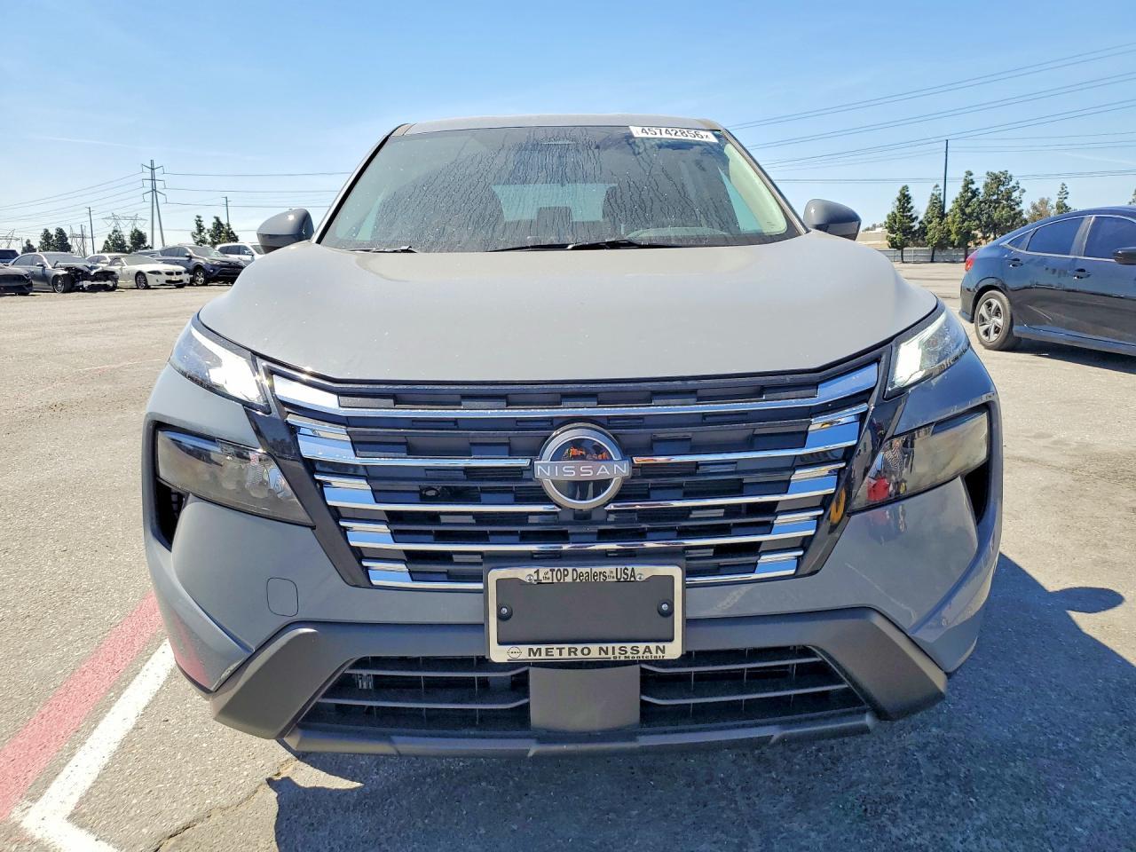 2026 Nissan Rogue Sv - Image 5