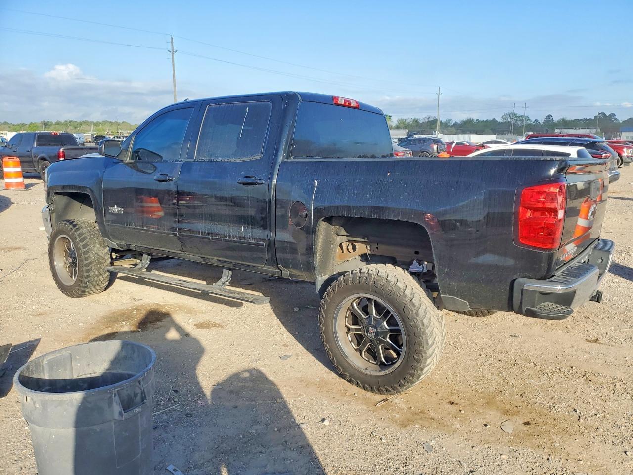 2016 Chevrolet Silverado C1500 Lt - Image 2