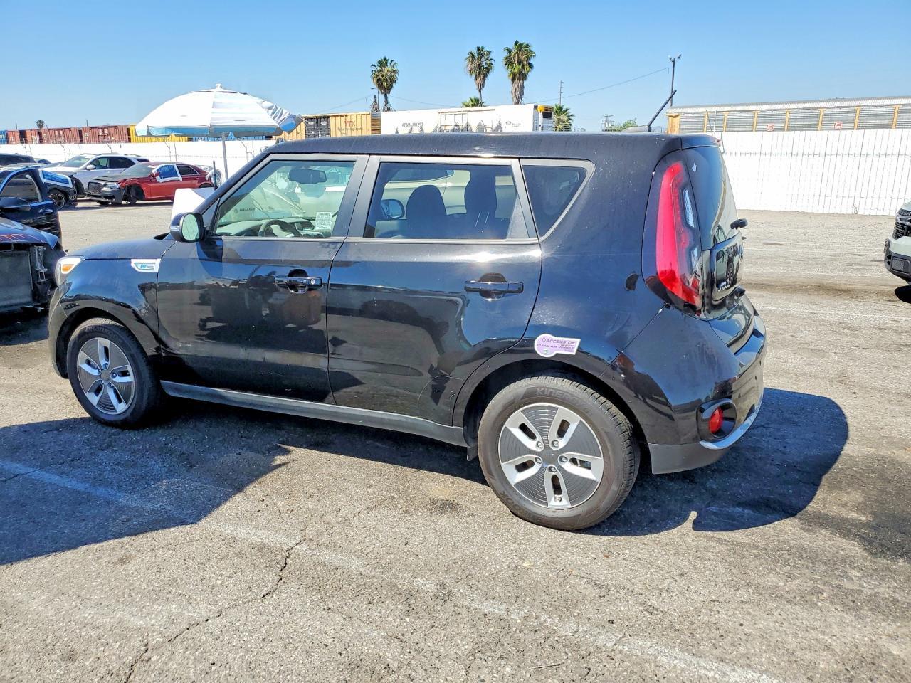 2019 Kia Soul Ev + - Фото 2