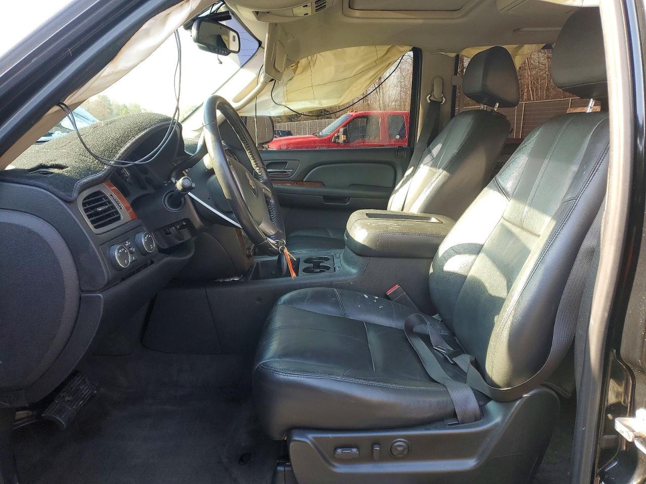 2008 Chevrolet Tahoe K1500 - Image 7