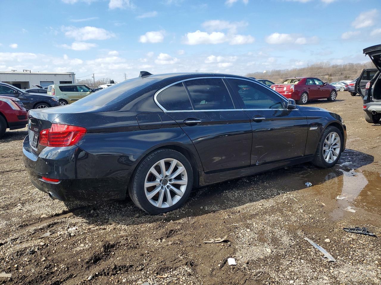 2016 BMW 535 Xi - Фото 3