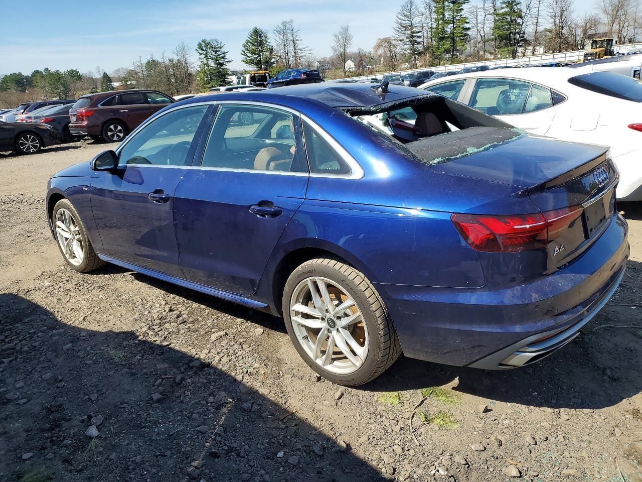 2021 Audi A4 Premium Plus 45 - Фото 2