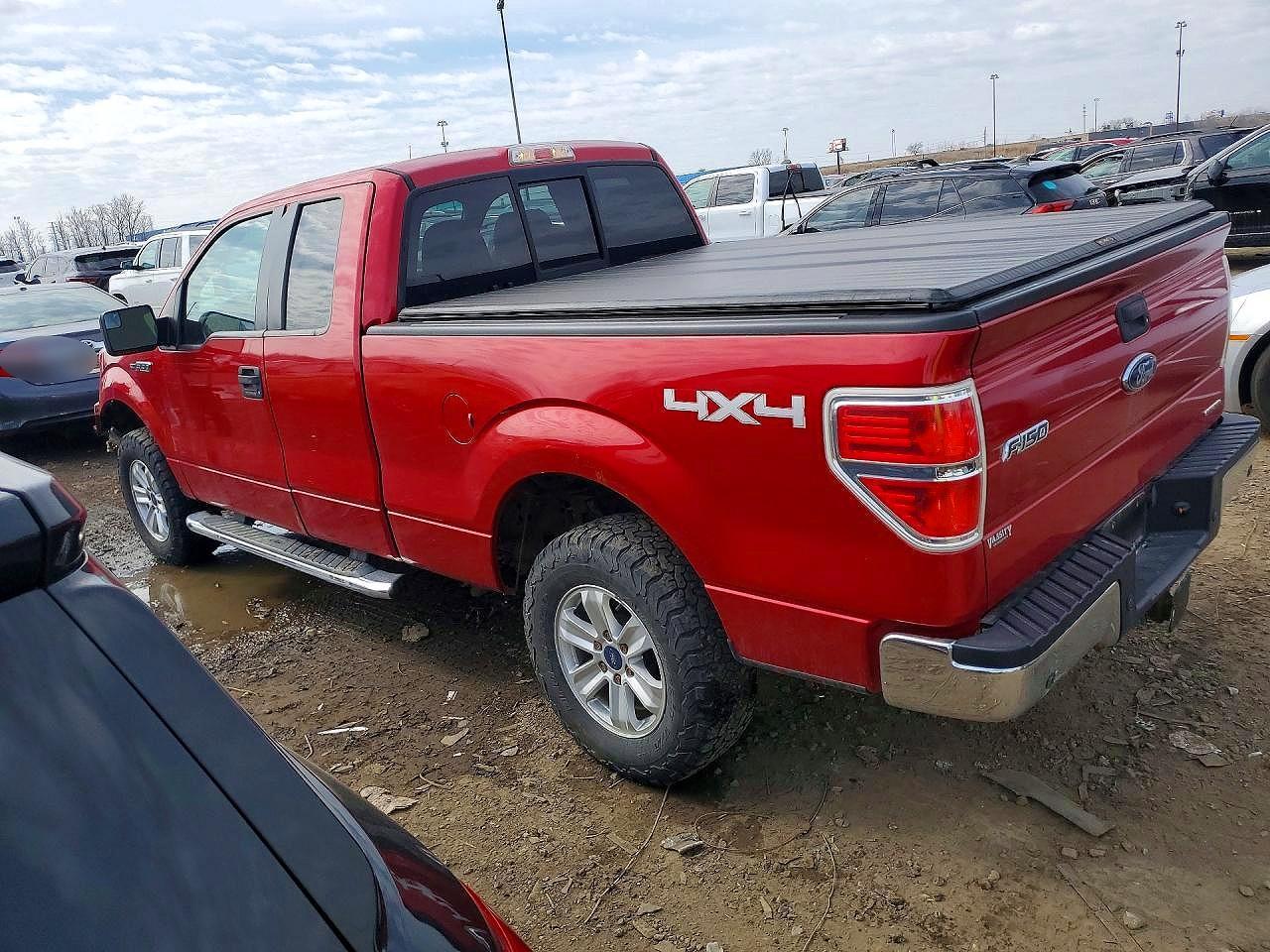 2012 Ford F150 Super Cab - Фото 2