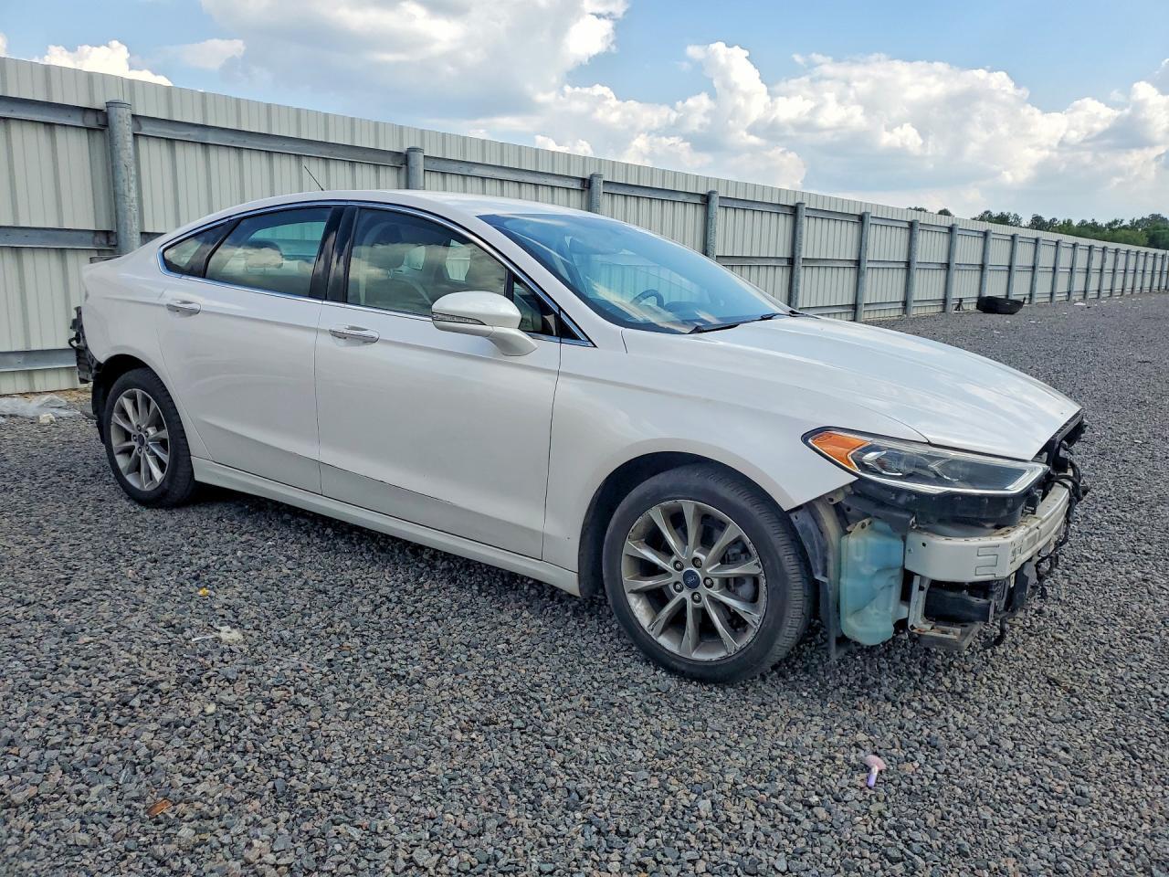 2017 Ford Fusion - Фото 4