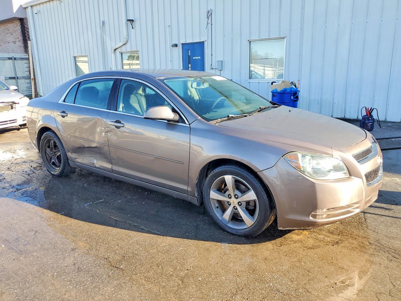 2011 Chevrolet Malibu 1Lt - Фото 4
