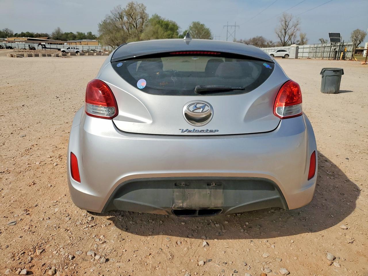 2012 Hyundai Veloster Base - Фото 6