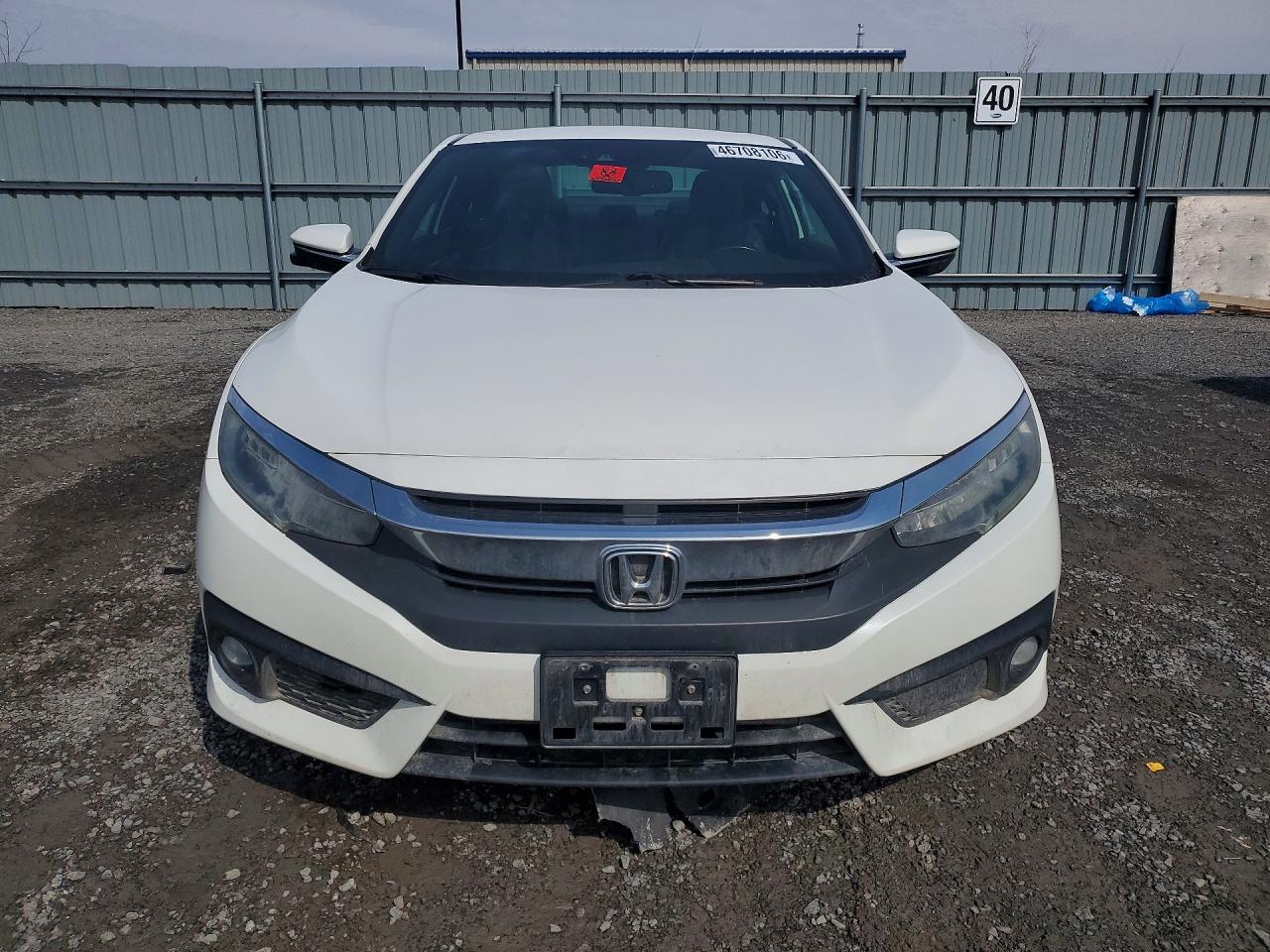 2016 Honda Civic Touring 2Dr Co - Image 5