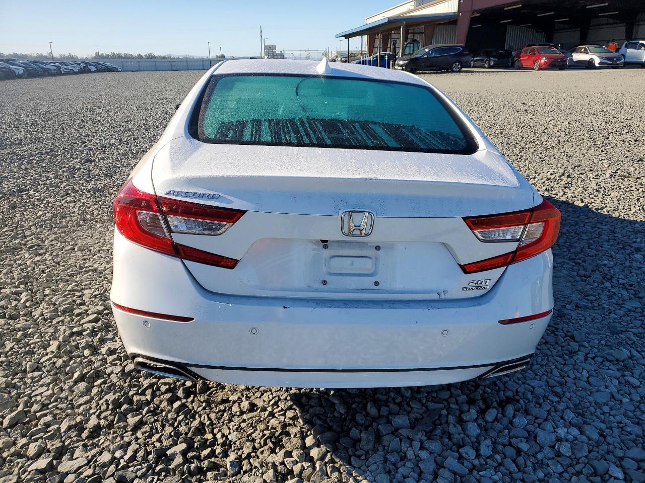 2022 Honda Accord Touring - Image 6