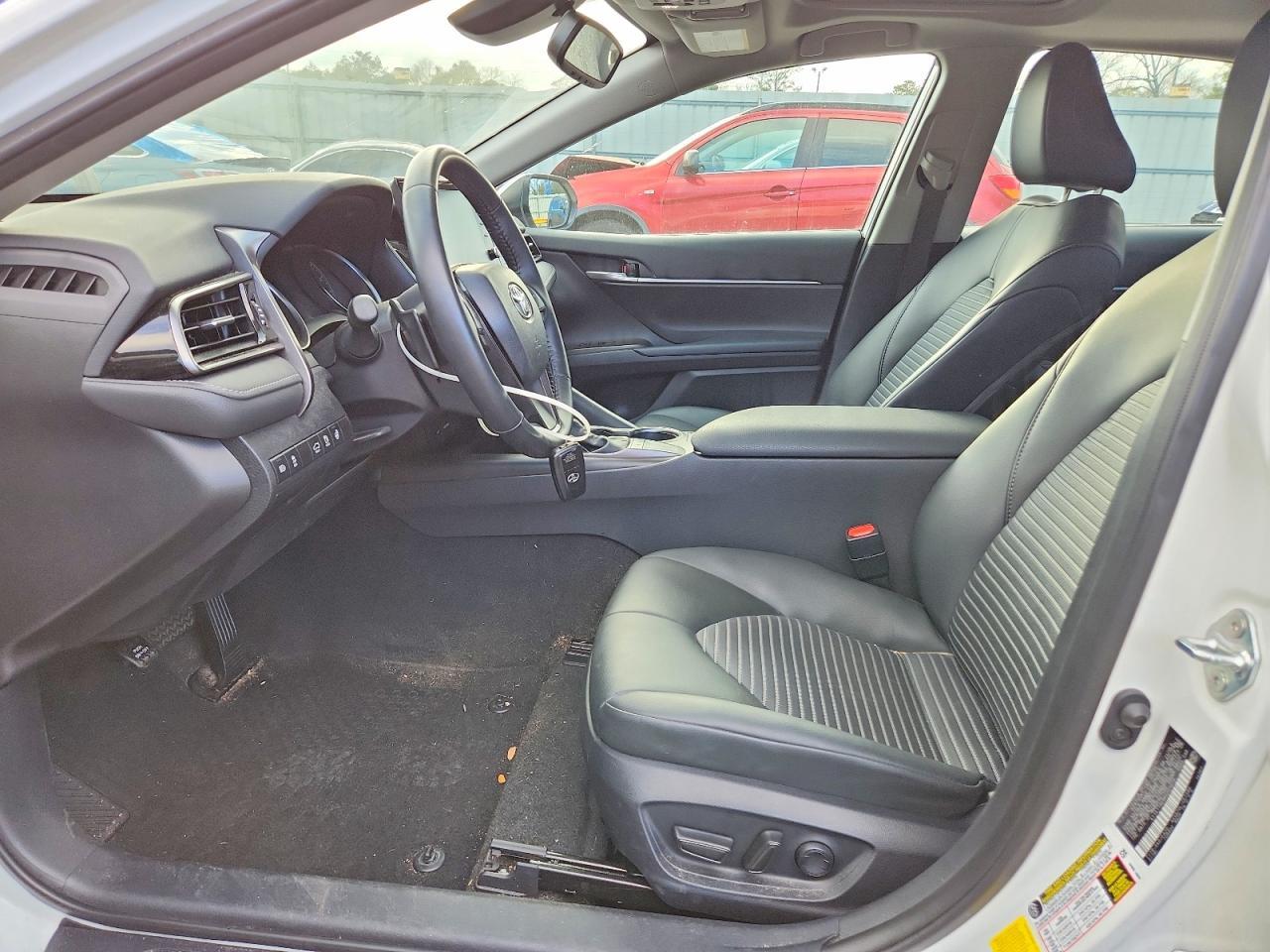 2024 Toyota Camry Se - Image 7
