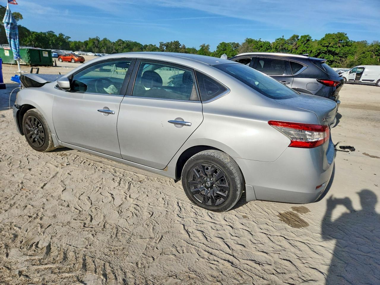 2014 Nissan Sentra S - Image 3