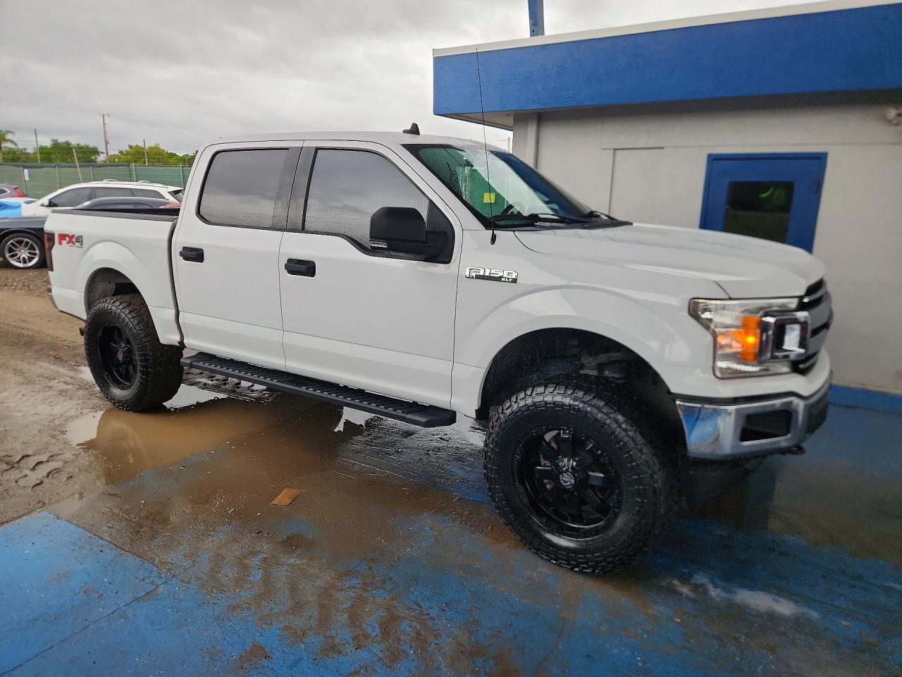 2019 Ford F150 Supercrew - Image 4