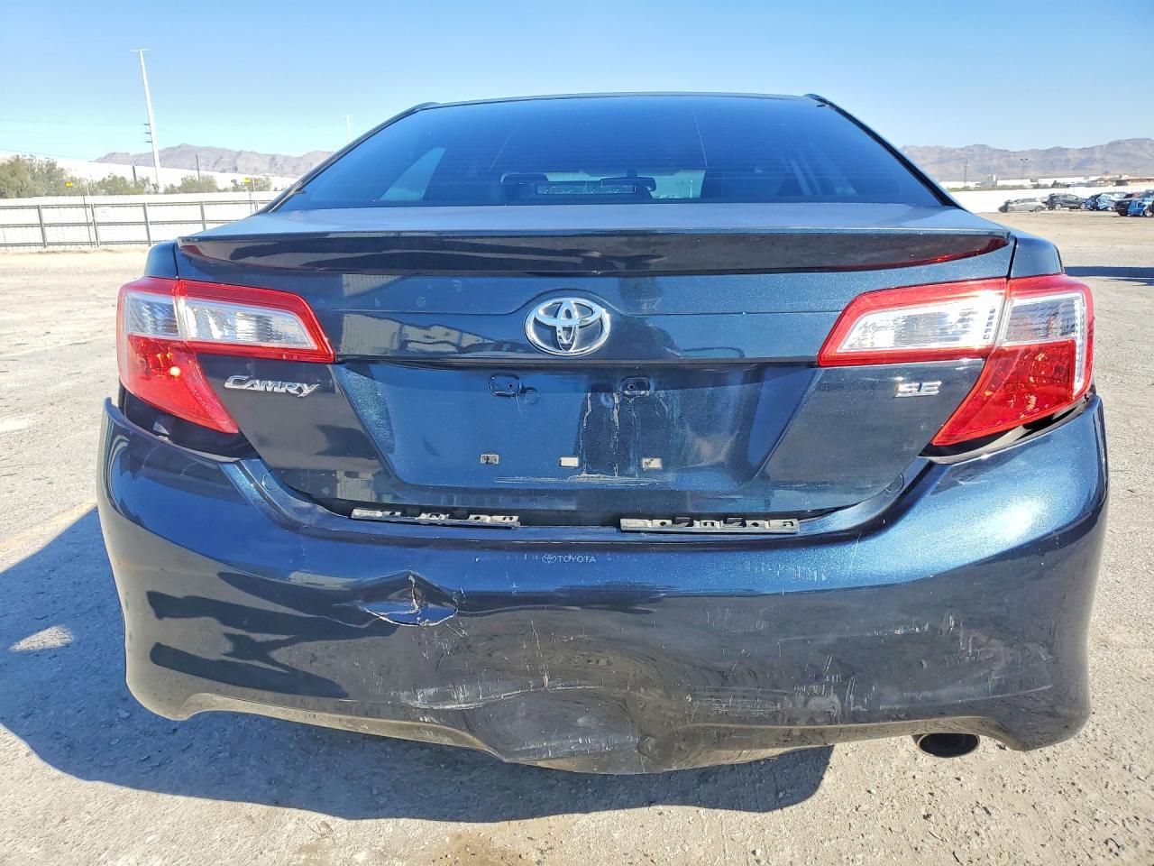 2013 Toyota Camry Se - Фото 6