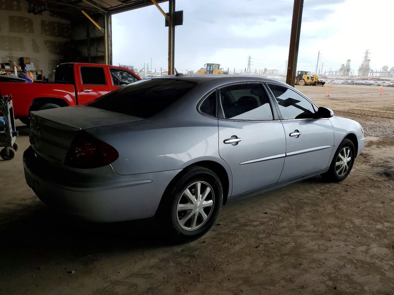 2006 Buick Lacrosse Cx - Image 3