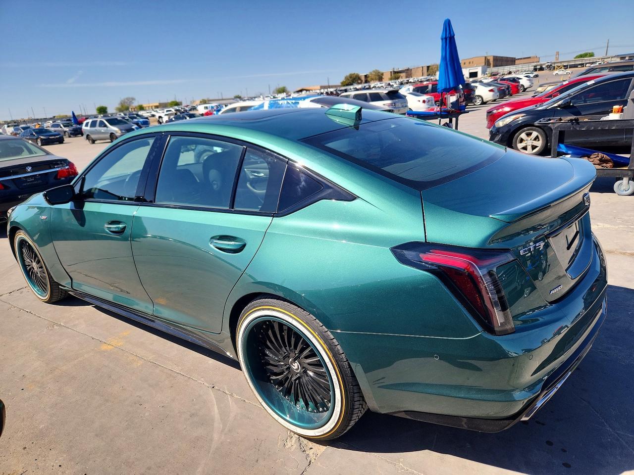 2025 Cadillac Ct5-V - Фото 2