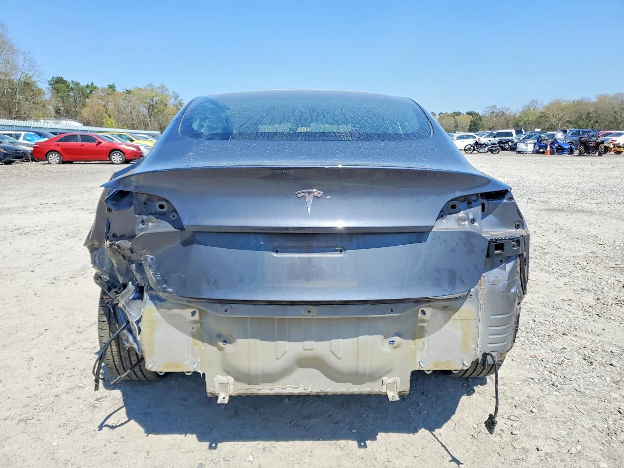 2023 Tesla Model 3 - Фото 6