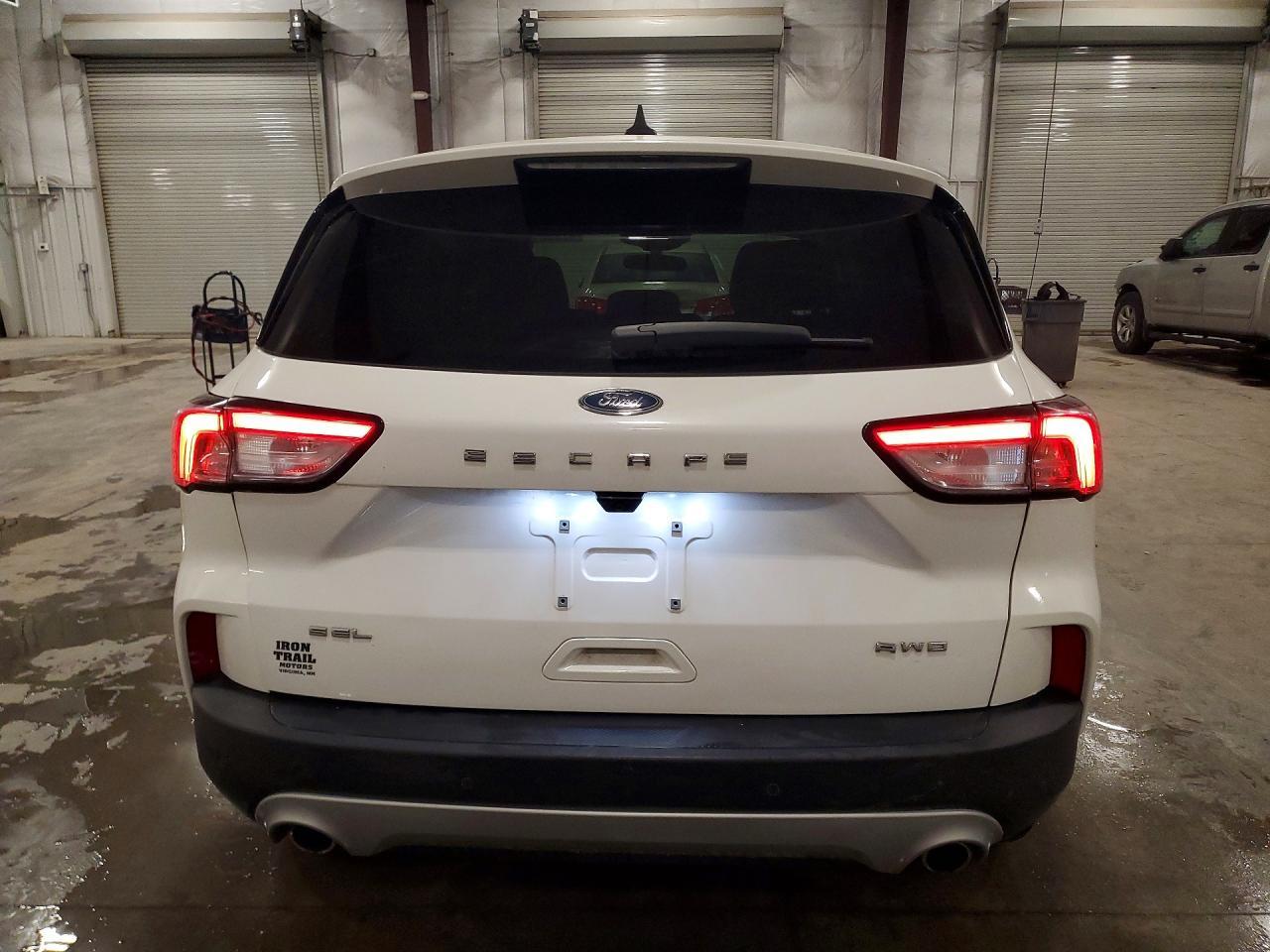 2022 Ford Escape Sel - Image 6