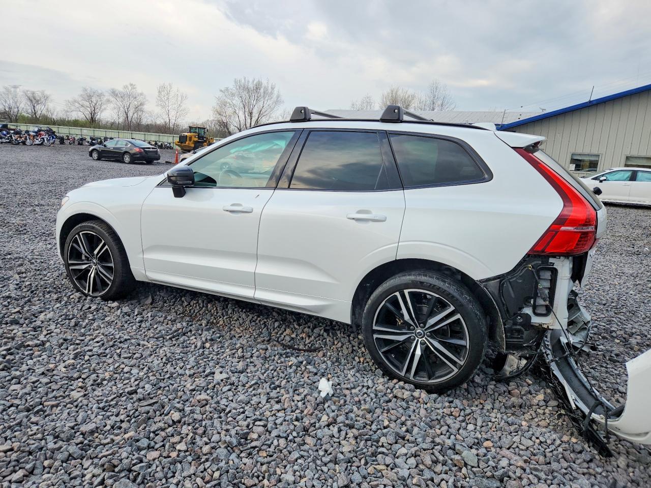 2021 Volvo Xc60 T5 R-Design - Image 2