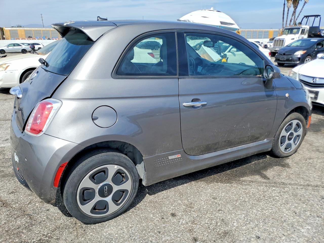 2013 Fiat 500 Electric - Фото 3