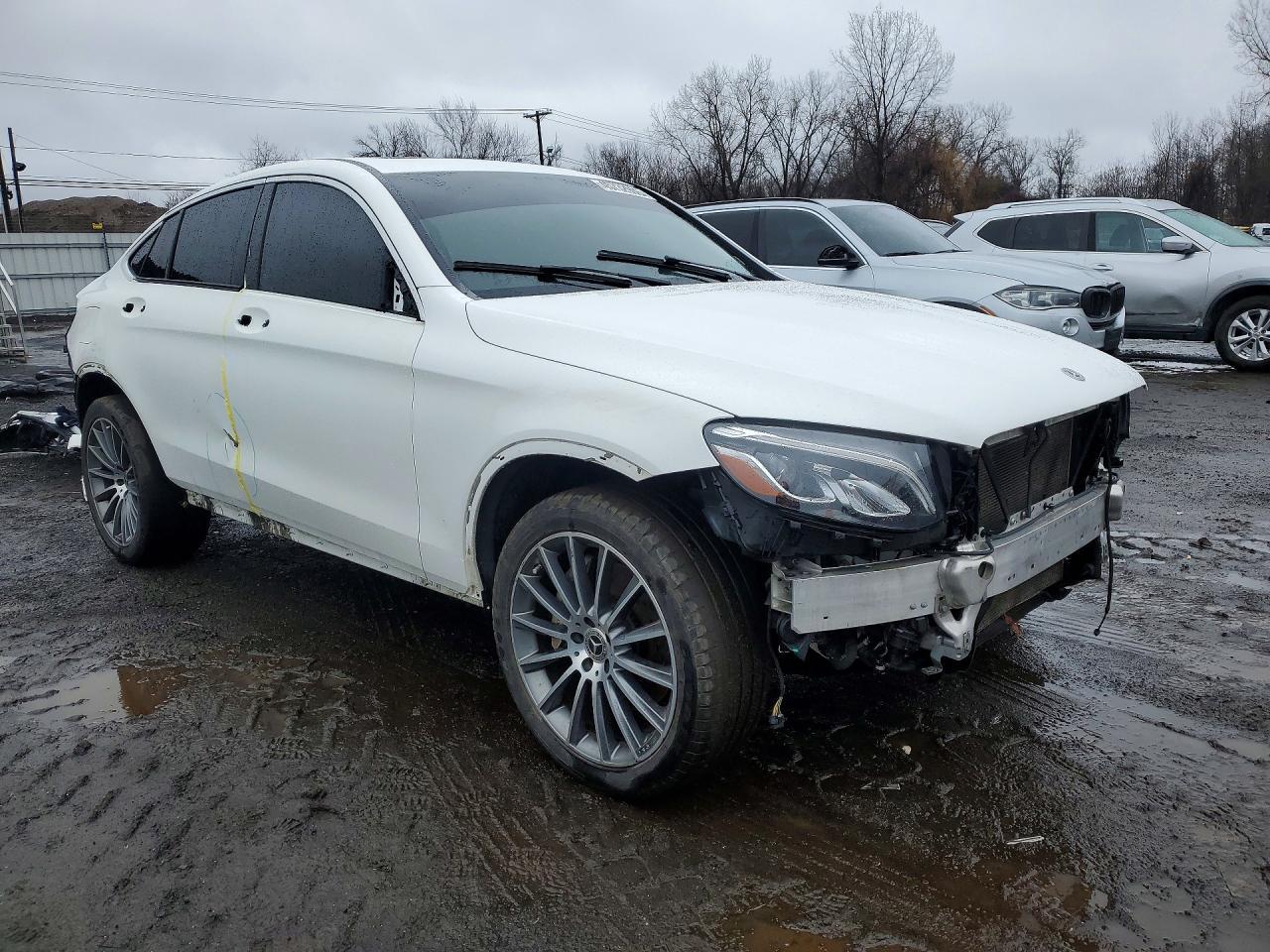 2018 Mercedes-Benz Glc Coupe 300 4Matic - Image 4