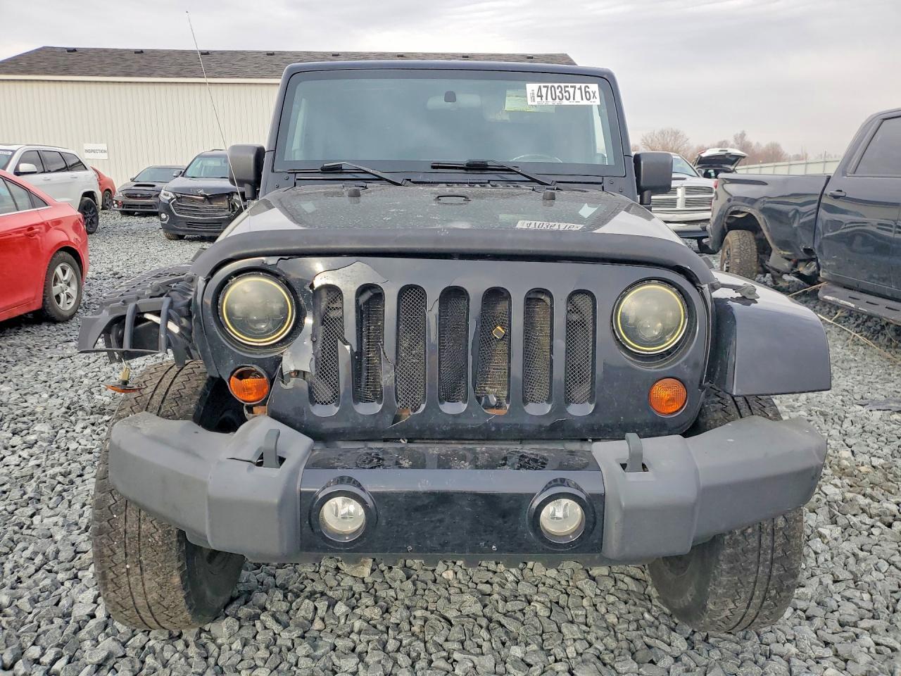 2010 Jeep Wrangler Unlimited Sahara - Фото 5