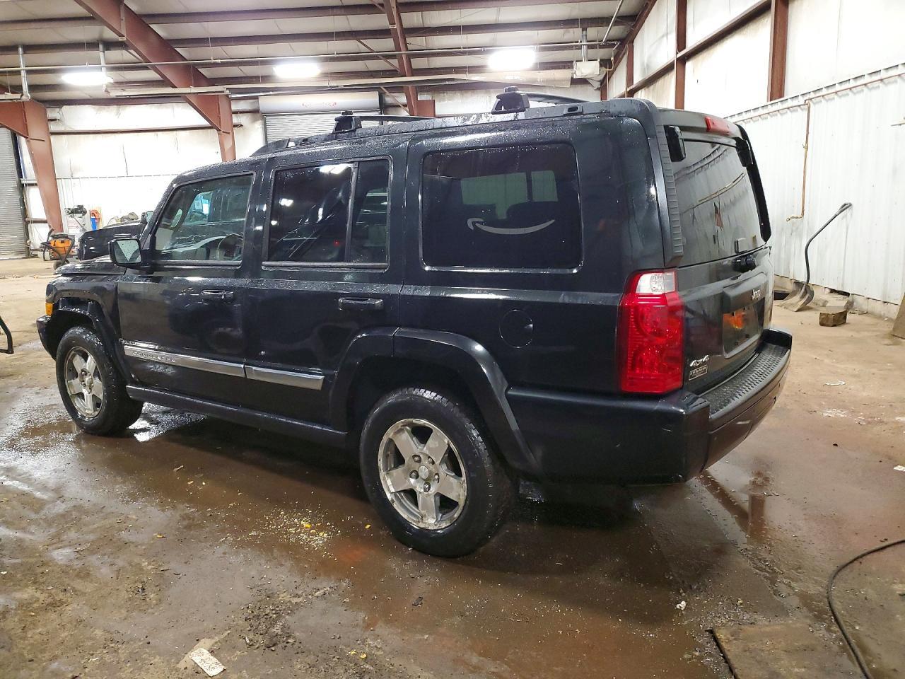 2010 Jeep Commander Sport - Image 2