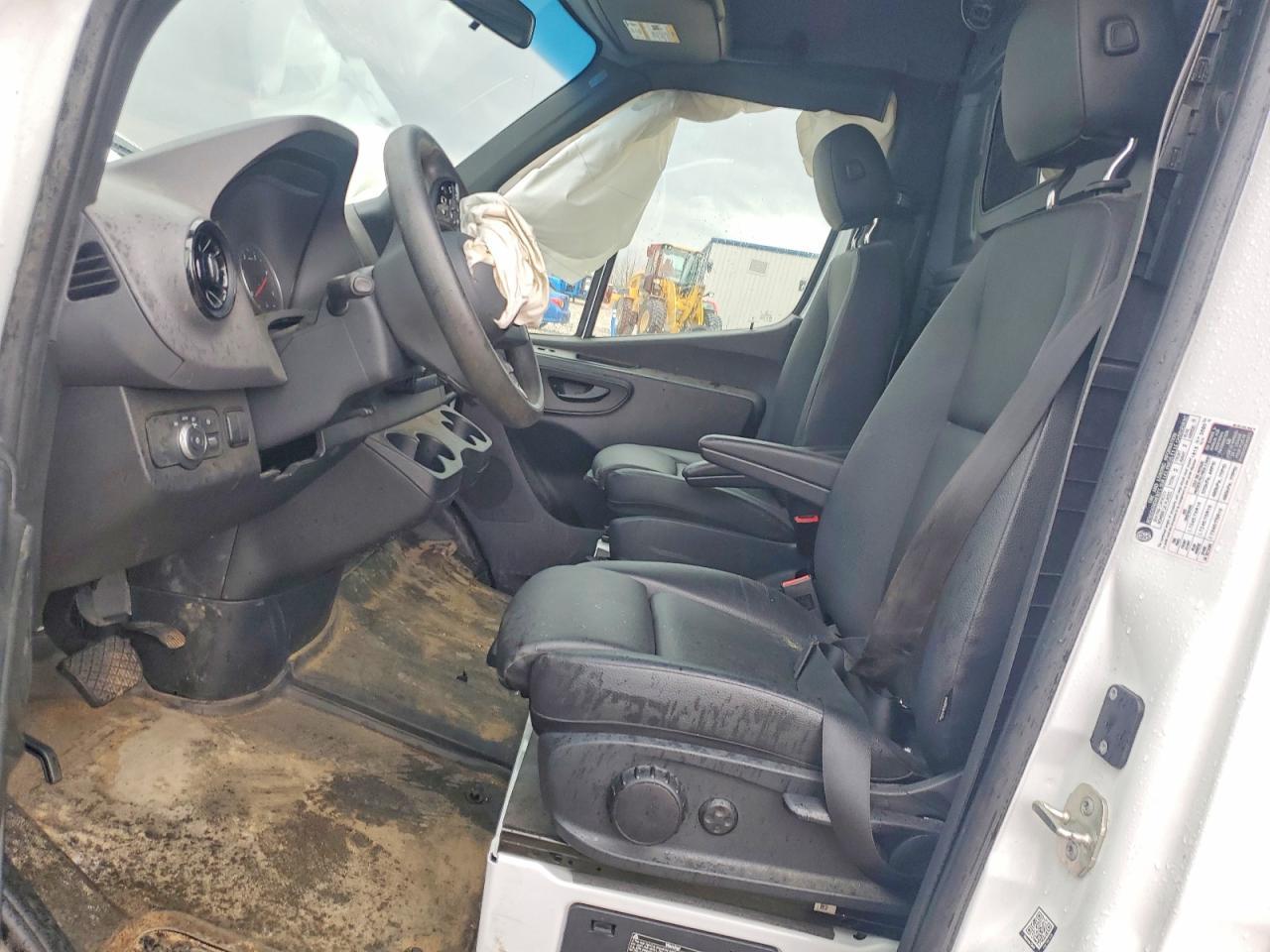 2024 Mercedes Benz Sprinter 2500 Delivery Van - Фото 7
