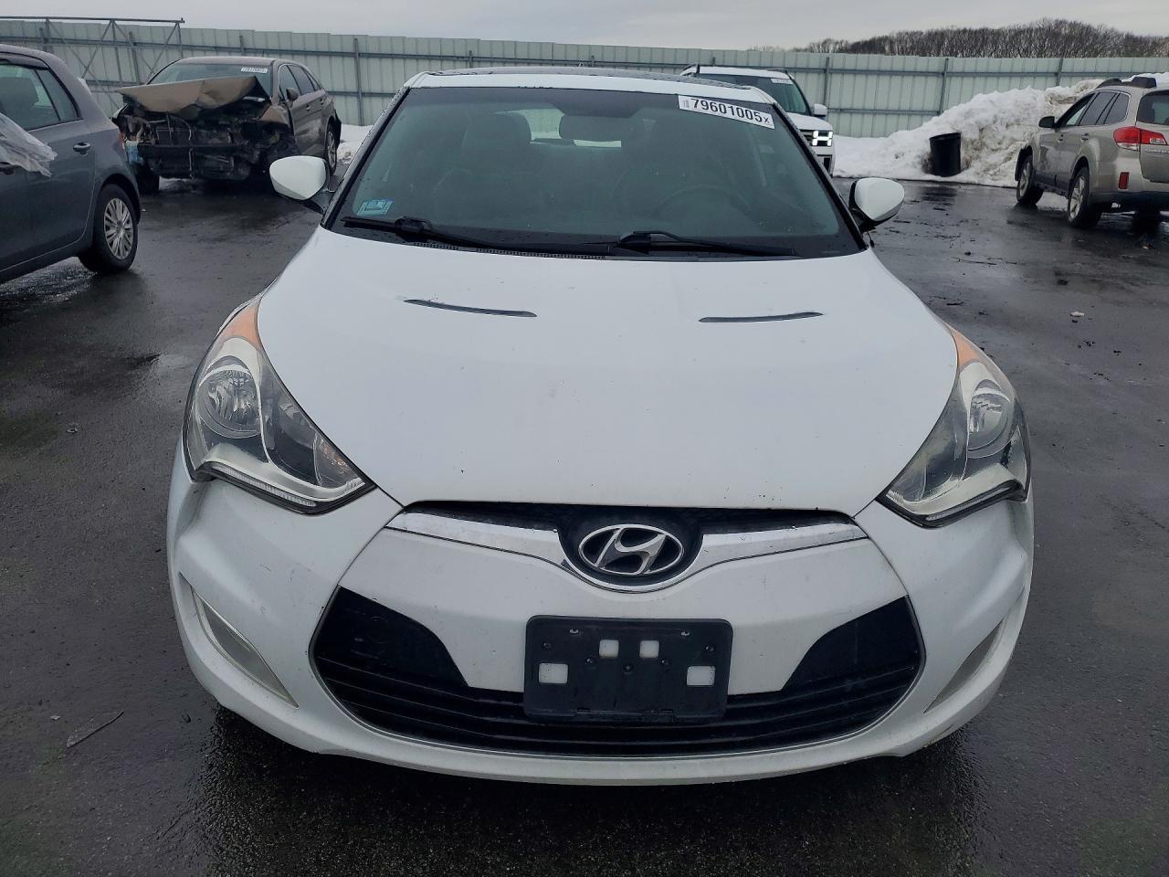 2013 Hyundai Veloster Base - Фото 5