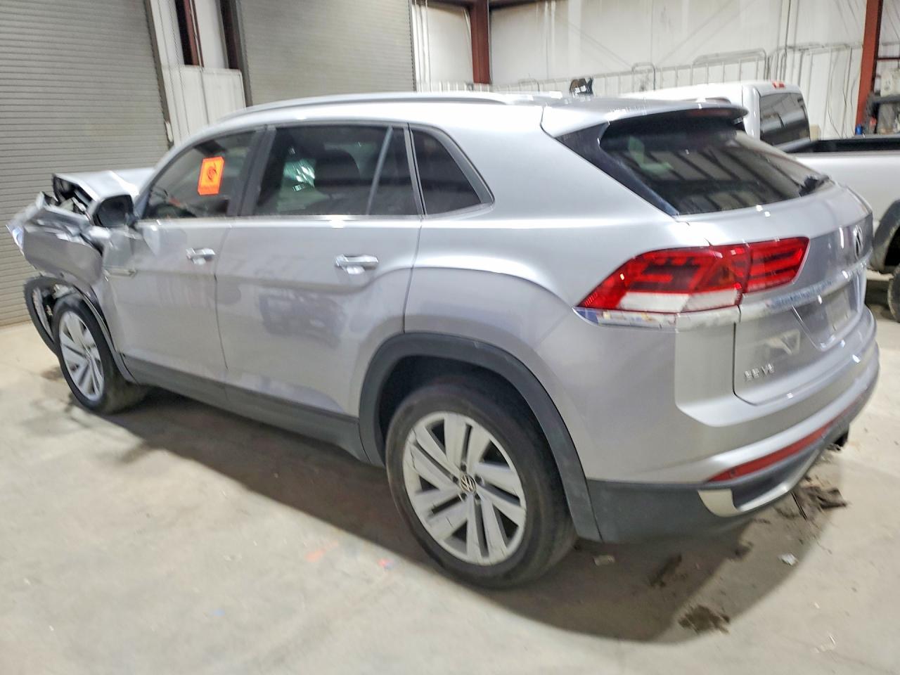 2022 Volkswagen Atlas Cross Sport Se - Фото 2