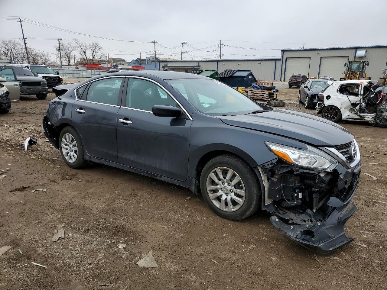 2017 Nissan Altima 2.5 S - Image 4