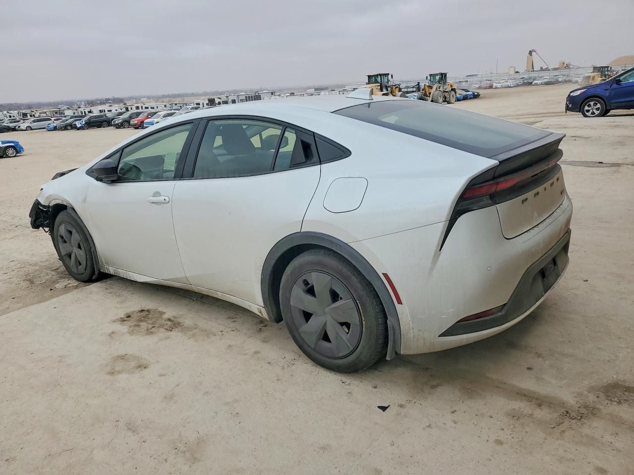 2024 Toyota Prius Le - Image 2