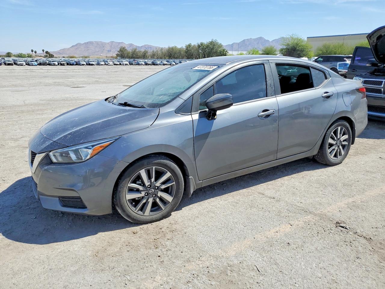 2021 Nissan Versa Sv