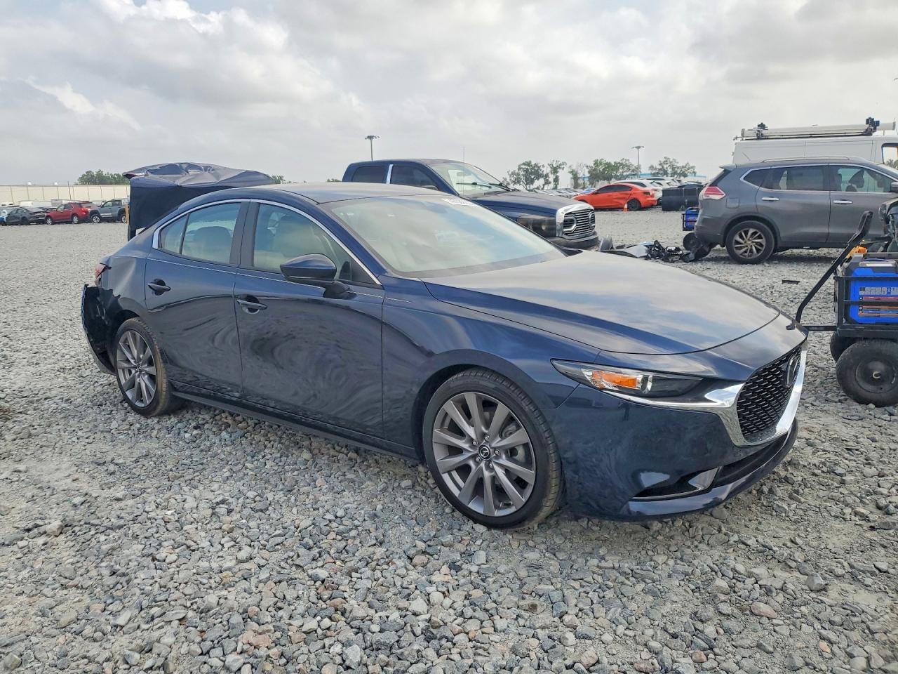 2020 Mazda 3 Preferred - Image 4