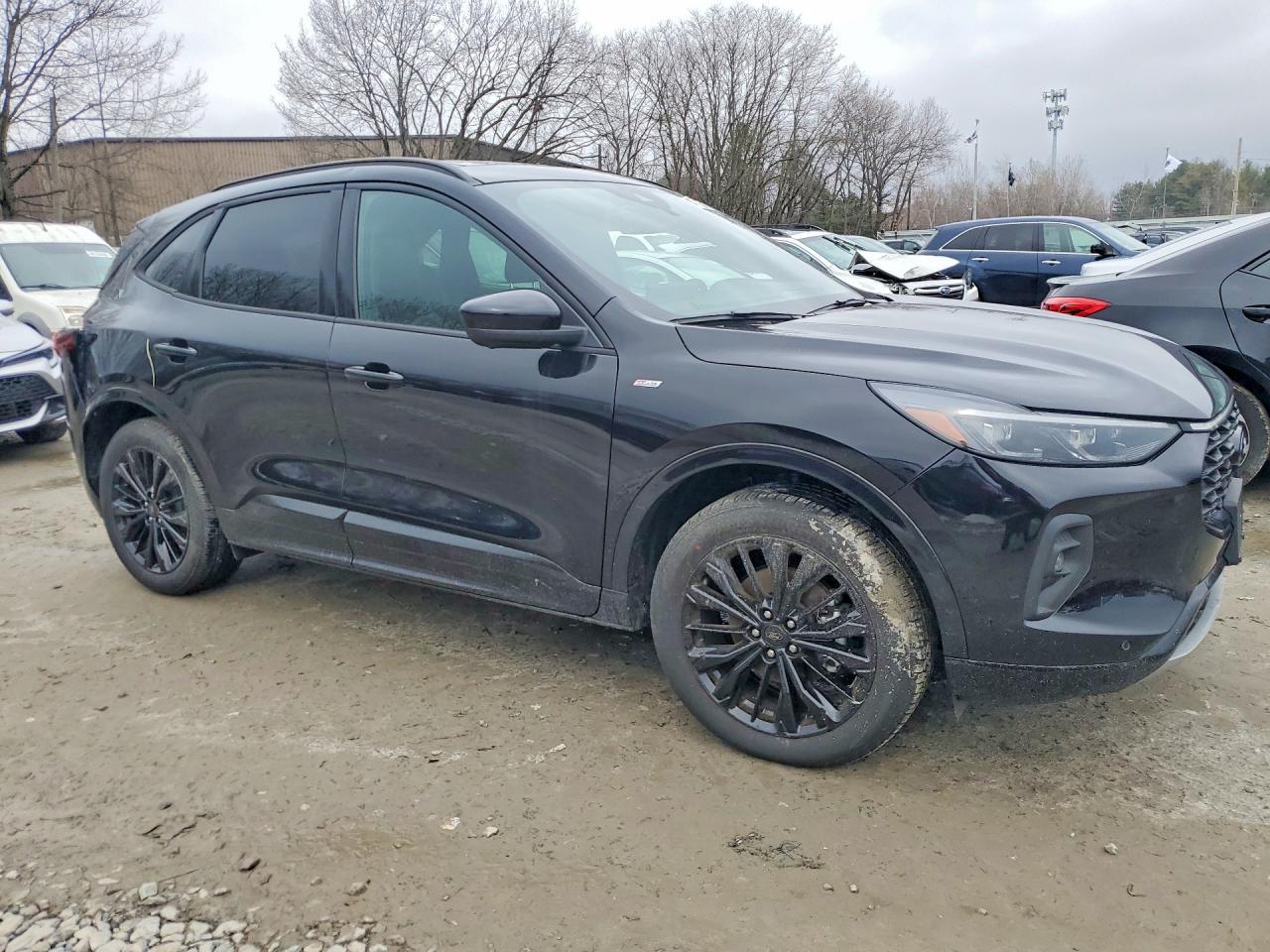 2025 Ford Escape St Line Elite - Фото 4