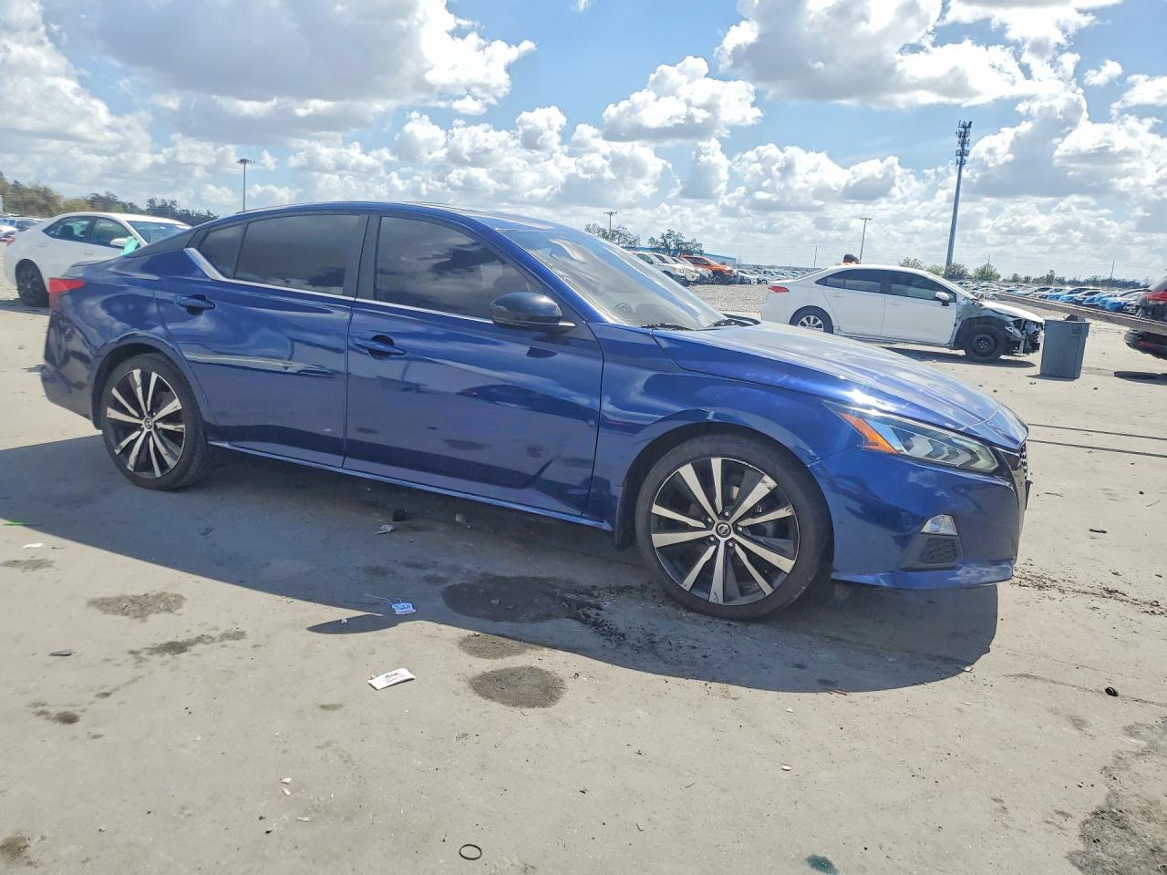 2019 Nissan Altima 2.5 Sr - Фото 4