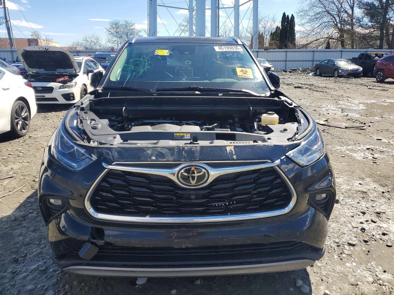 2022 Toyota Highlander Platinum - Image 5
