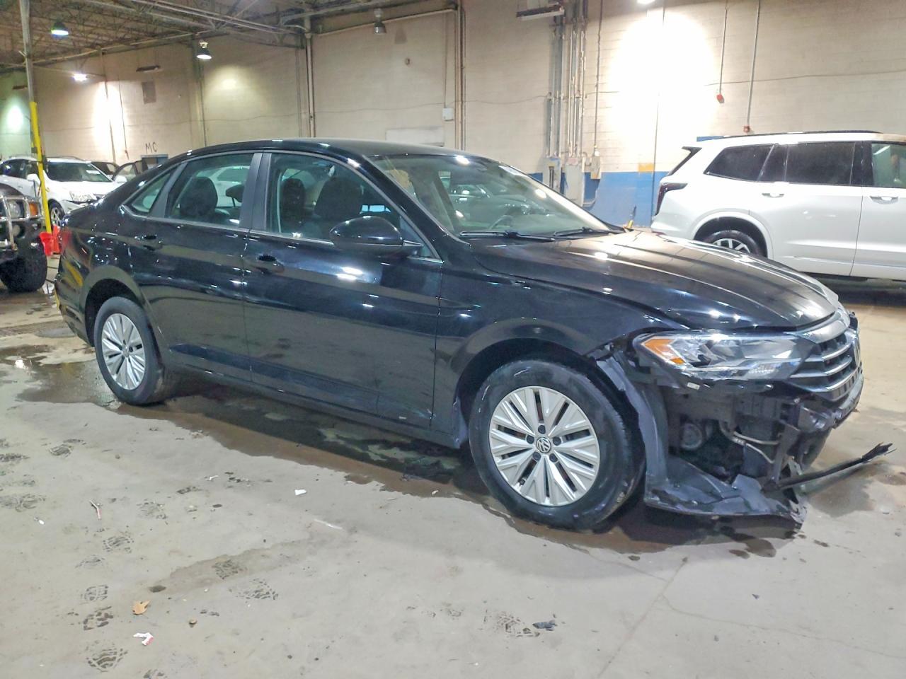 2019 Volkswagen Jetta S - Фото 4