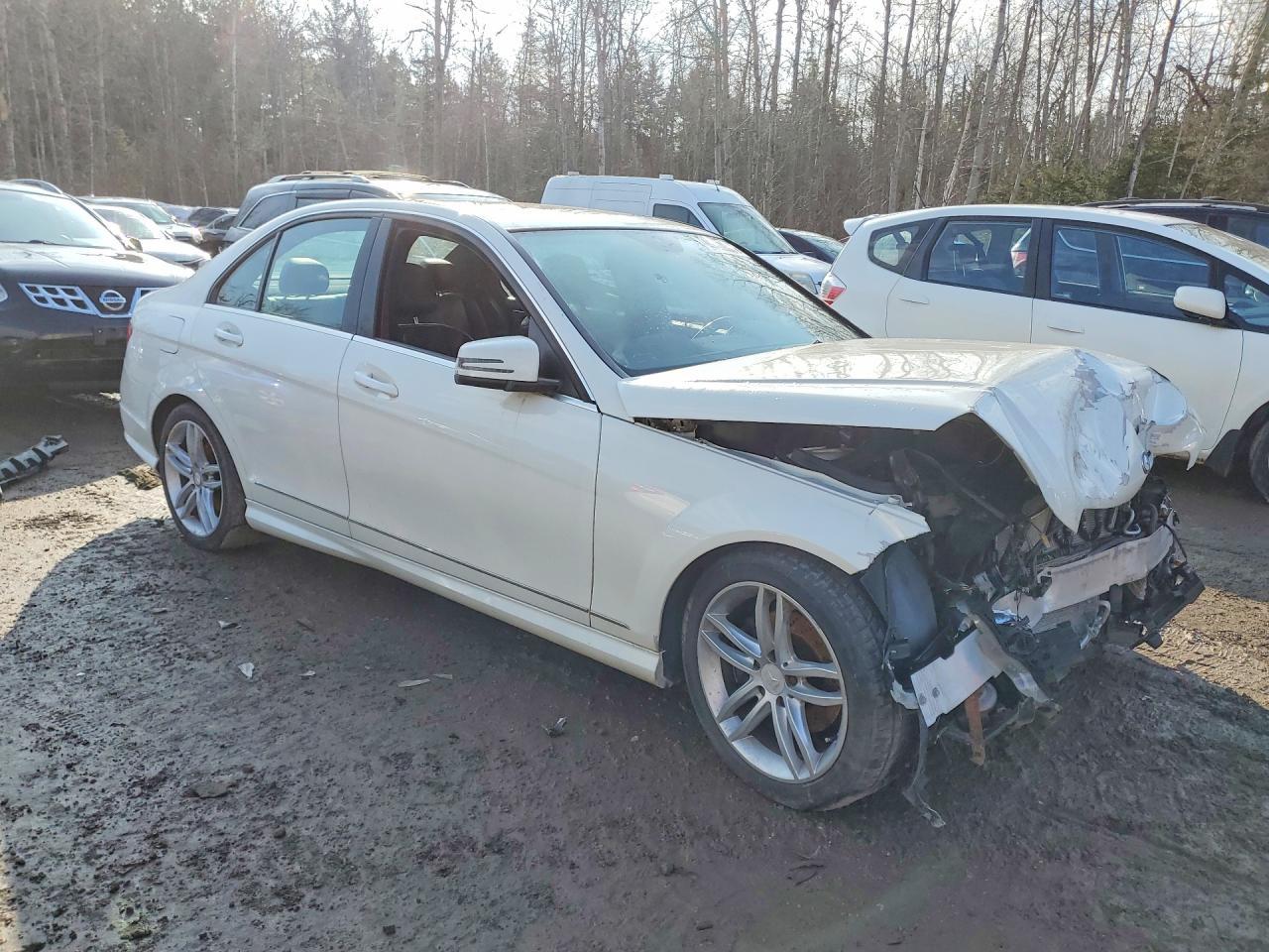 2012 Mercedes-Benz C 250 4Matic - Image 4
