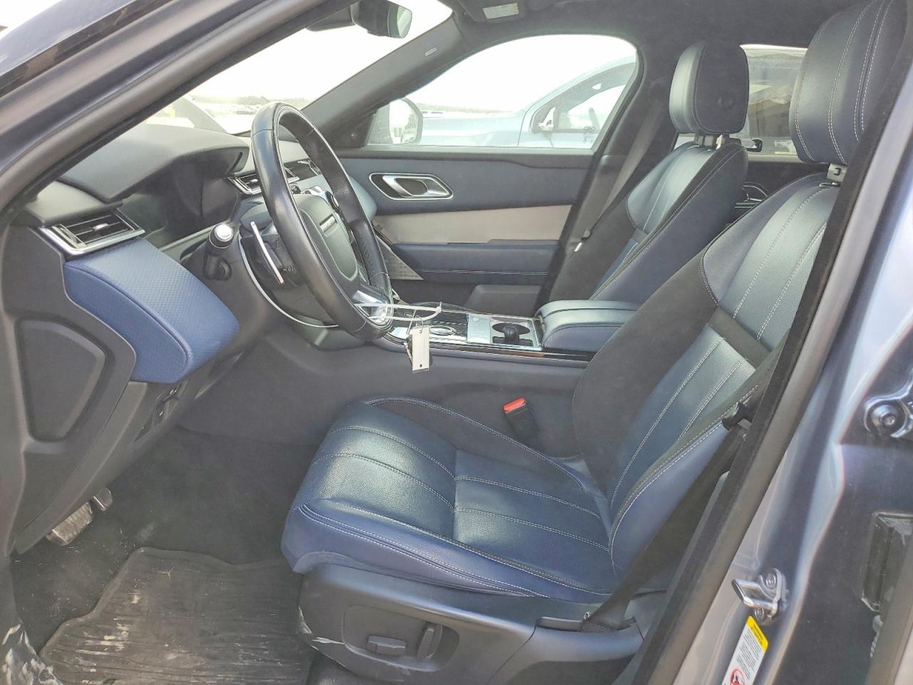 2019 Land Rover Range Rover Velar R-Dynamic Se - Image 7