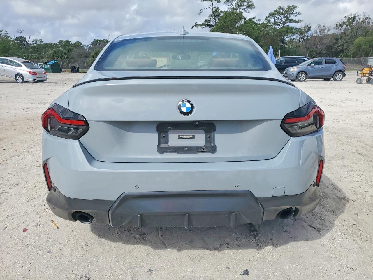 2022 BMW 230I - Фото 6